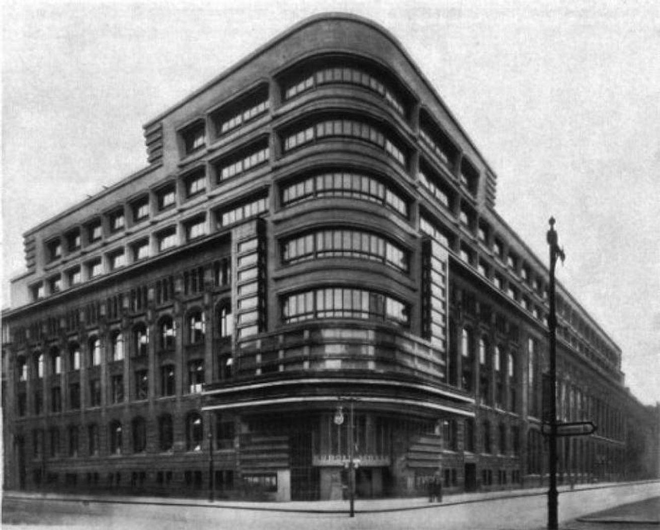 Exterior view by ARCHITECT, German