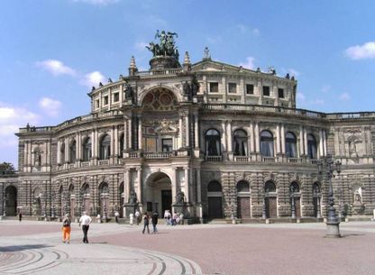 Semperoper Dresden | Architectuul