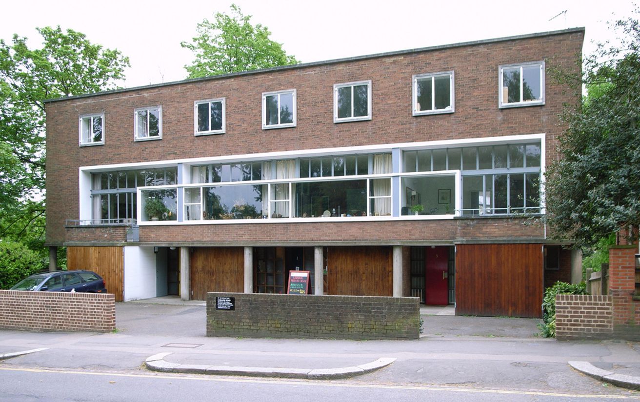 willow Hall  ３点イギリス 1–3 Willow Road | Architectuul