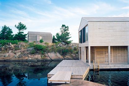 Lake Huron Floating House | Architectuul