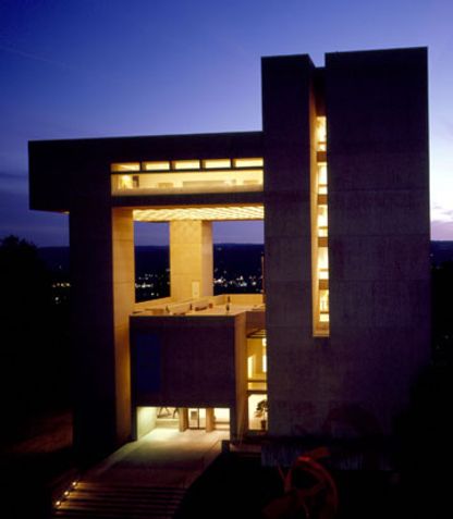 Herbert F. Johnson Museum of Art | Architectuul