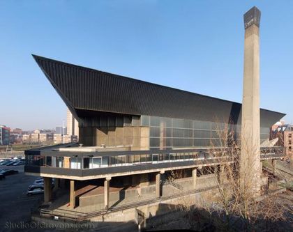 Leeds International Pool