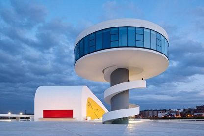 Oscar Niemeyer | Architectuul