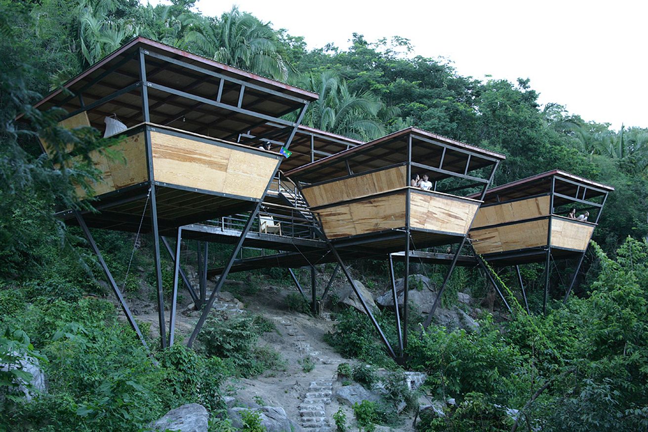 V-Houses | Architectuul