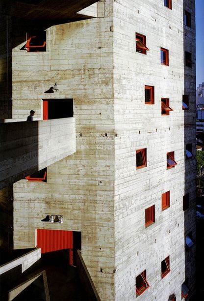 Sesc Pompeia Architectuul