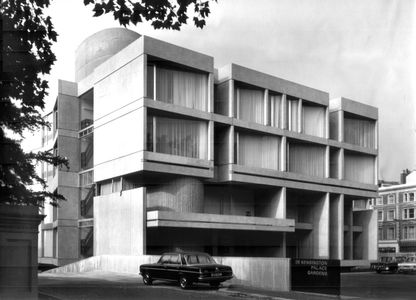 Czechoslovak Embassy in London | Architectuul