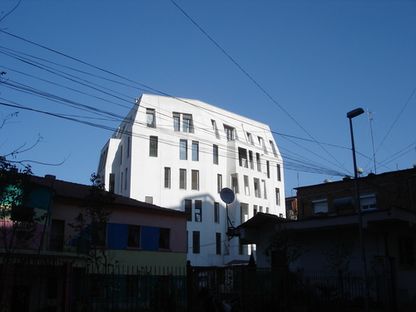 White Stone Residential Building | Architectuul