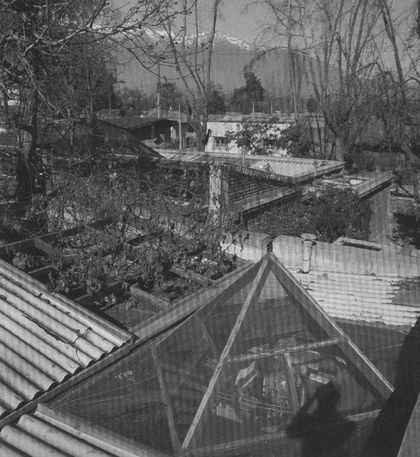 Entre Medianeros Housing